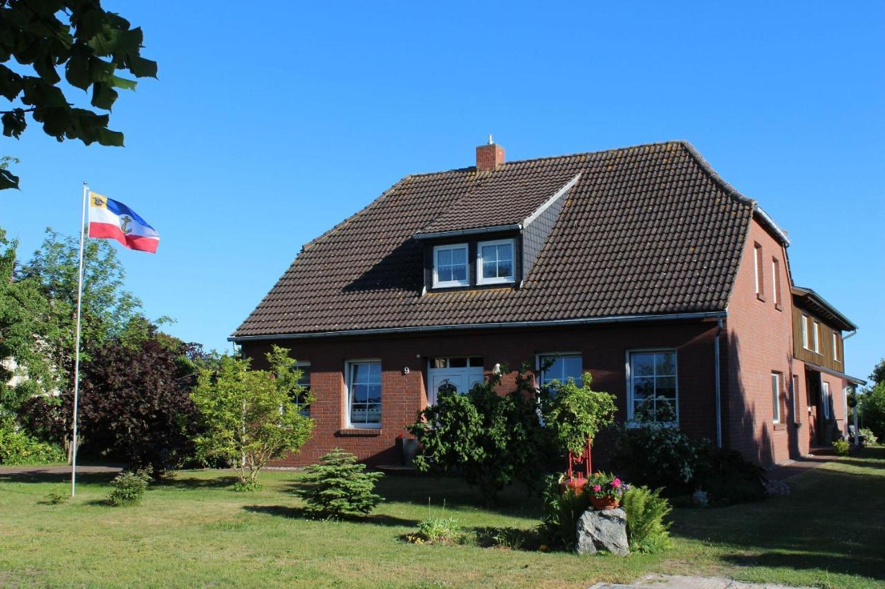 Hauptdeck Apartment Dierhagen Exterior foto