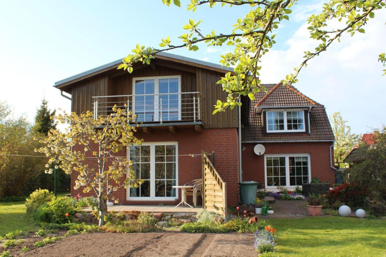 Hauptdeck Apartment Dierhagen Exterior foto